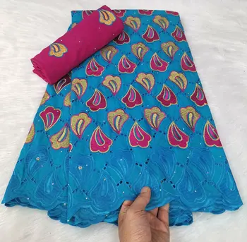 Красивая Африканская Хлопчатобумажная сухая Кружевная Ткань с отверстиями 5 Ярдов + 2 Ярда Мусульманского Шарфа на 1 Комплект для Пошива одежды YCC-118